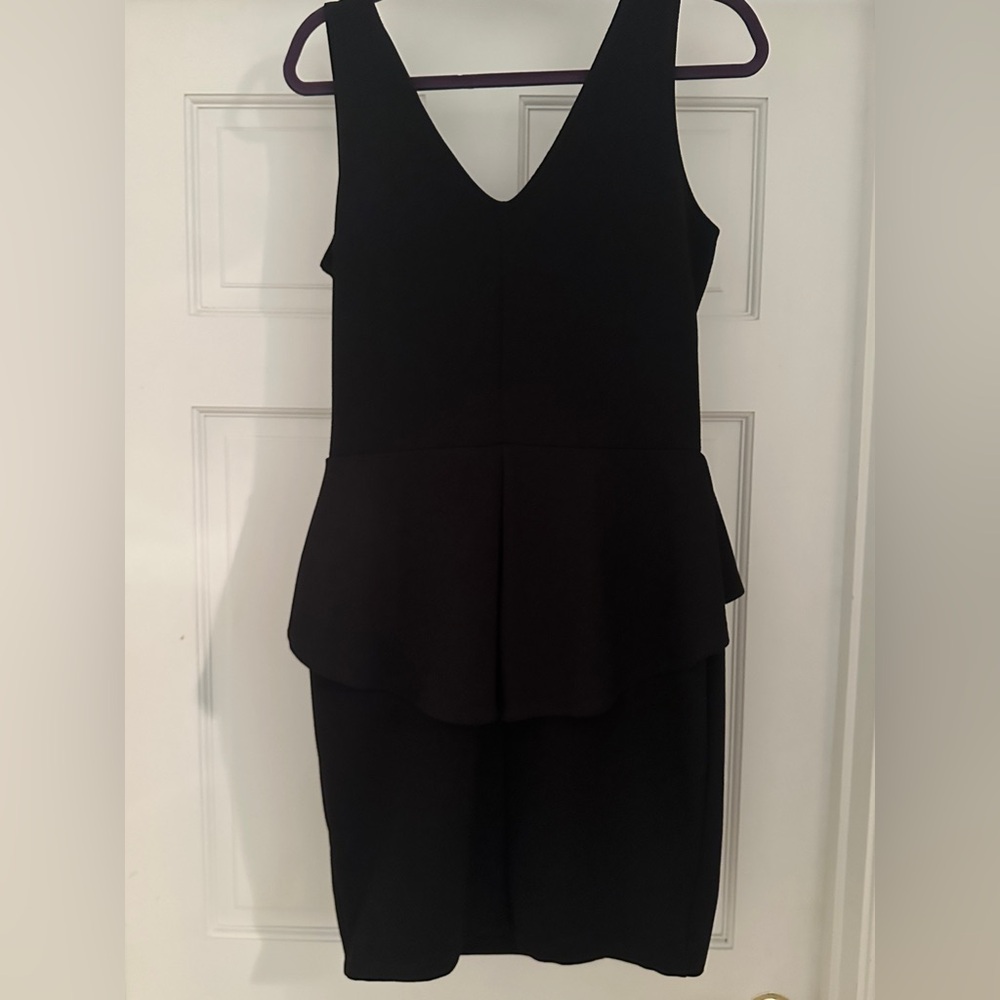 Source Unknown Black Embellished Peplum Mini Dress - Picture 2 of 3